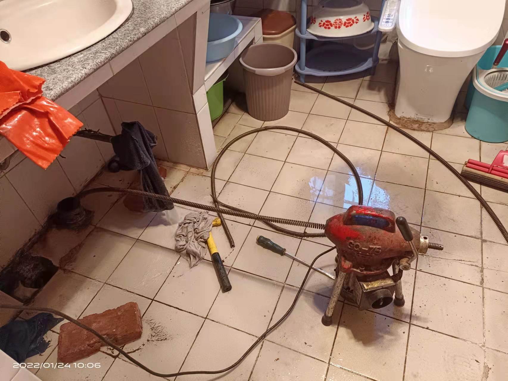 科尔沁疏通厨房下水道，地漏疏通