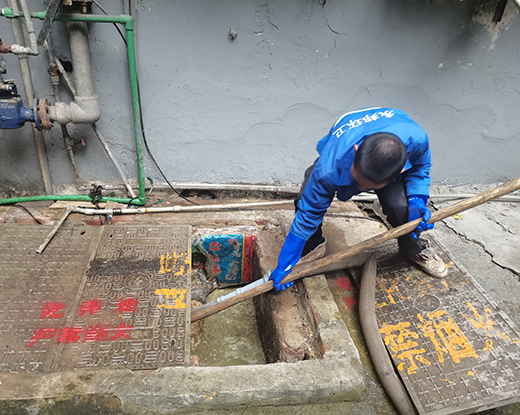 科尔沁清掏化粪池